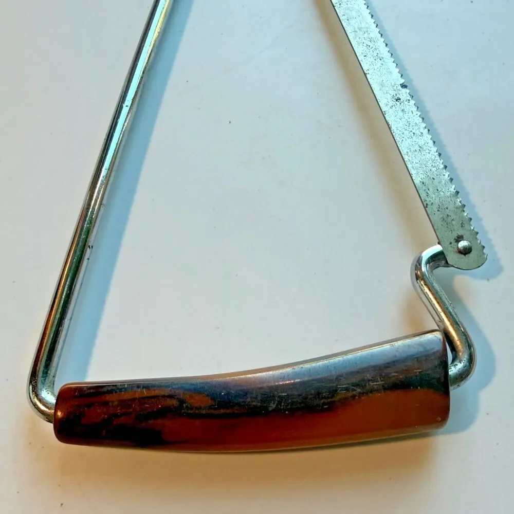 Mid Century Kitchen Saw as 7.5in Blade Marbled Bakelite Handle